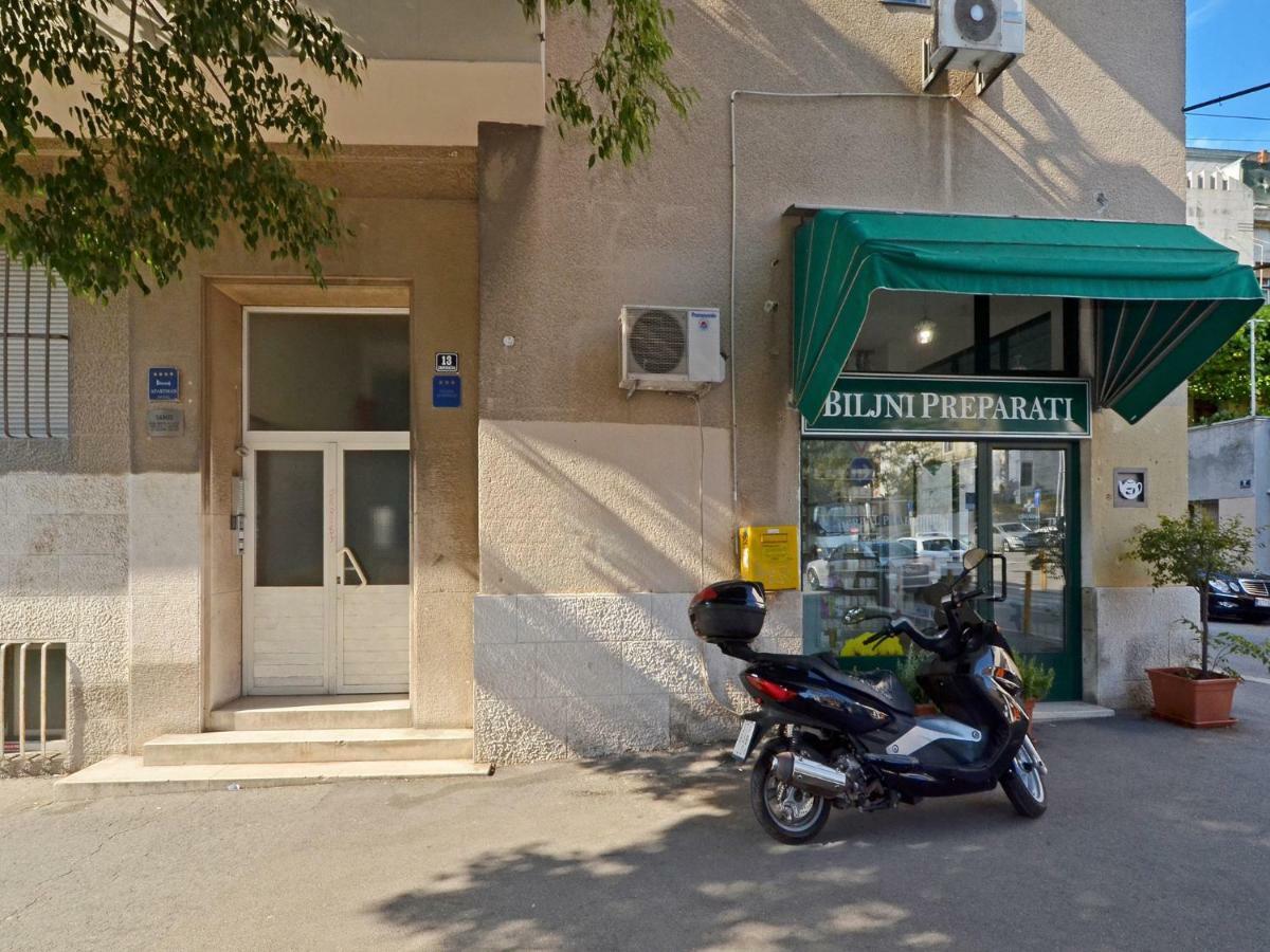 Zagrebacka 13 Lejlighed Split Eksteriør billede